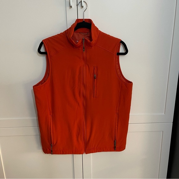Men’s HAWKE & CO Orange Zip Up Dynamic Sport Vest - Picture 2 of 15